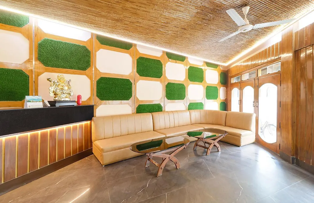 Fabhotel Shanti International-1